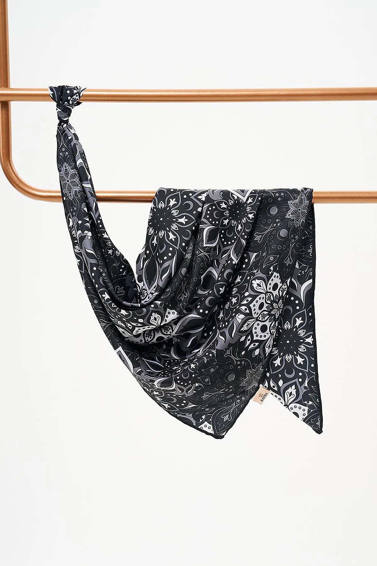 Flower Pattern Scarf Black