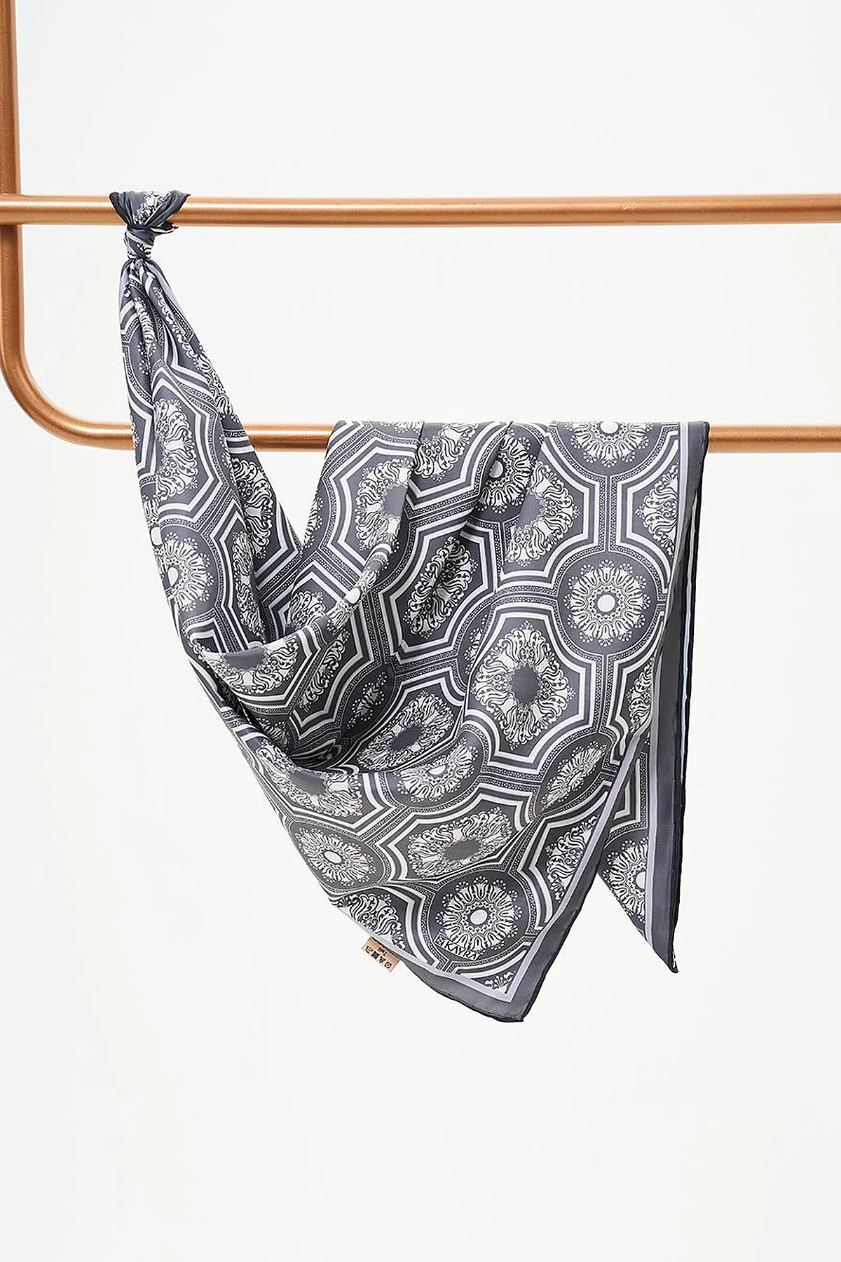 Geometric Pattern Scarf Anthracite