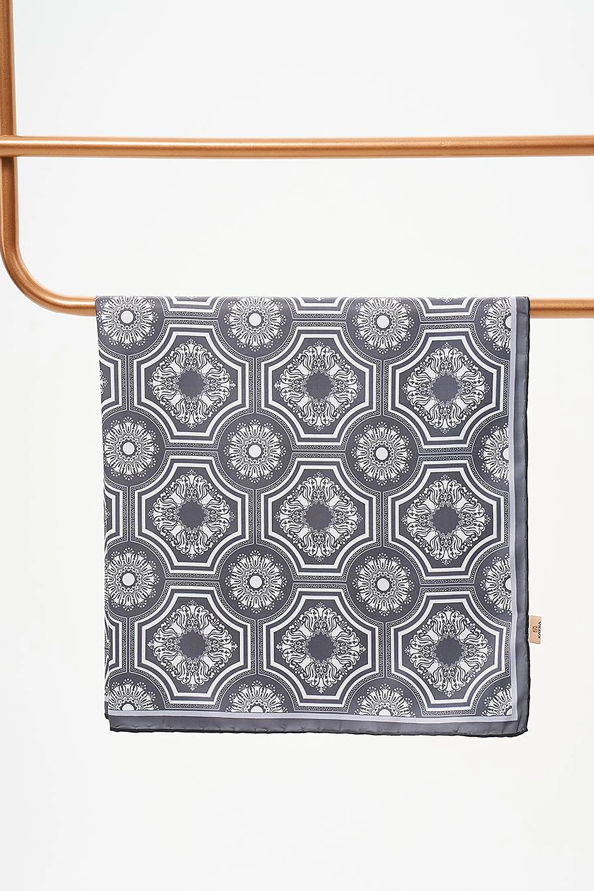 Geometric Pattern Scarf Anthracite
