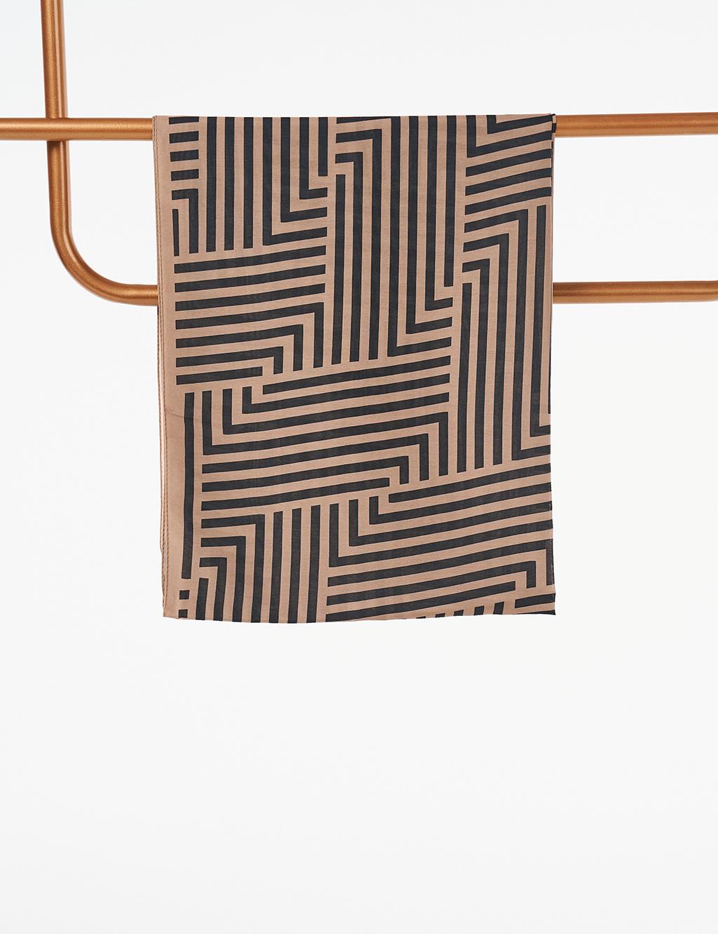 Line Pattern Shawl Black-Camel