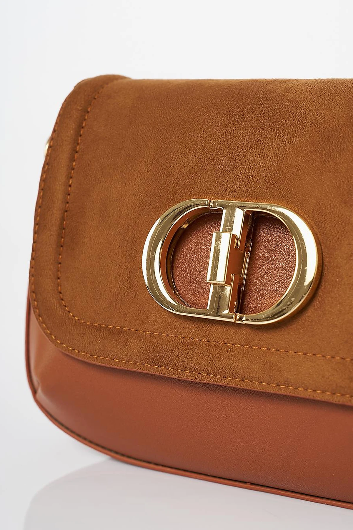 Metal Buckle Detailed Suede Bag Camel