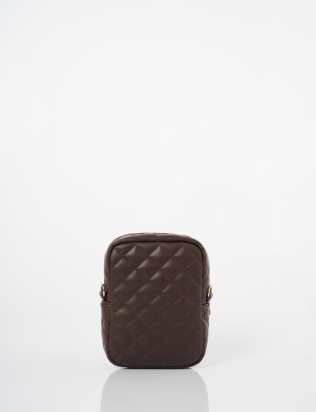 Quilted Wallet Bag in Bitter Brown