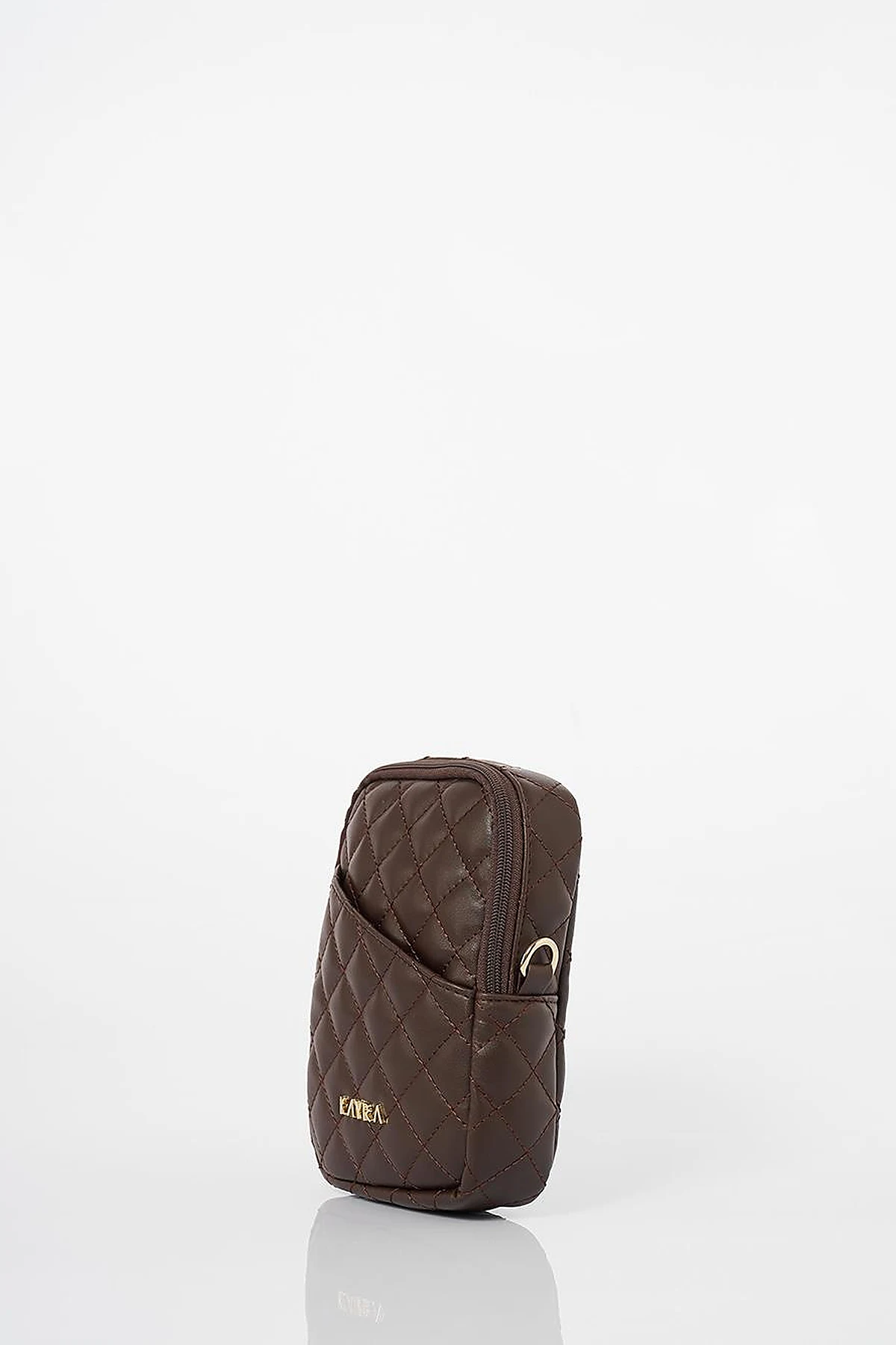 Quilted Wallet Bag in Bitter Brown