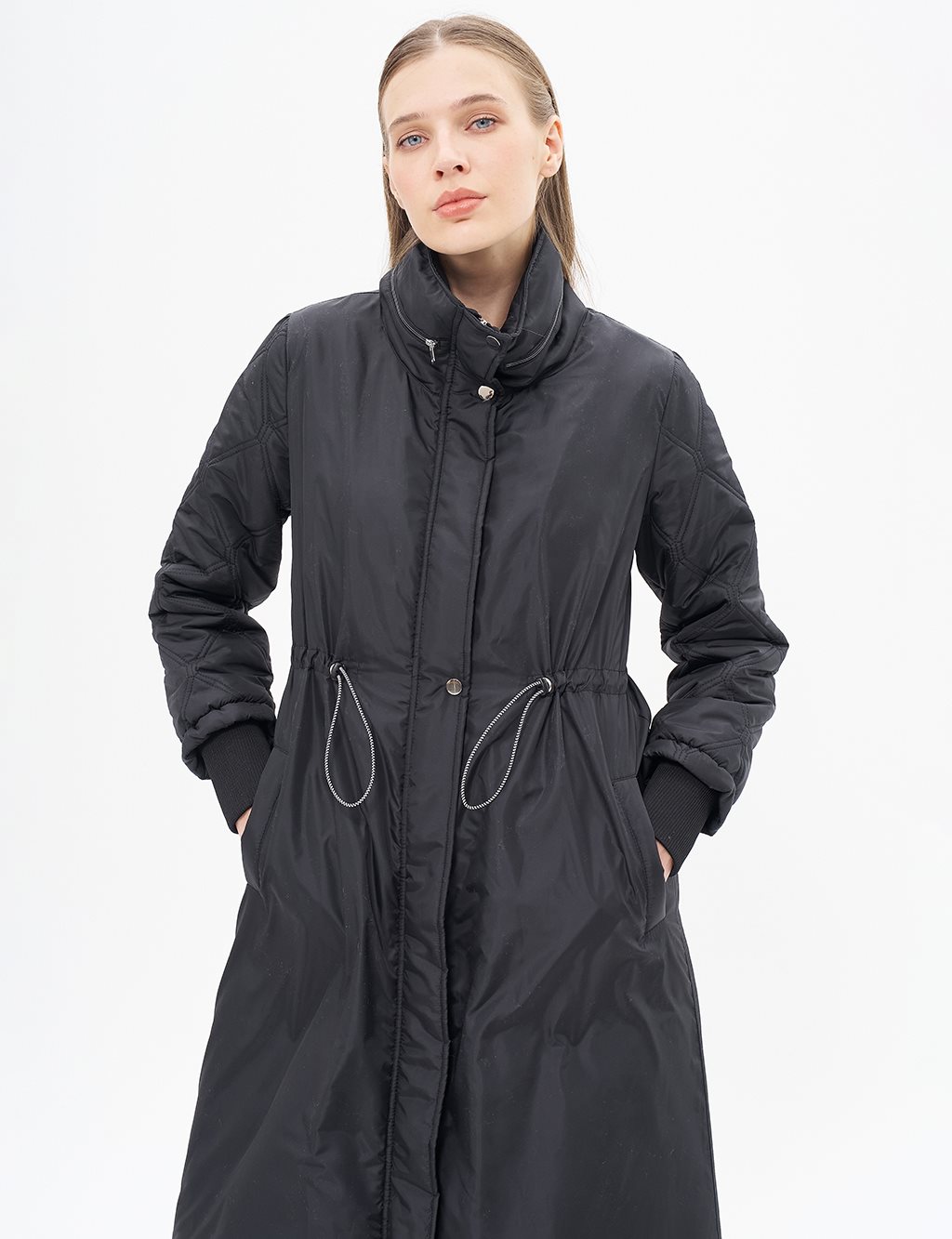 Waist Gathered Quilted Mixed Anorak Coat Black