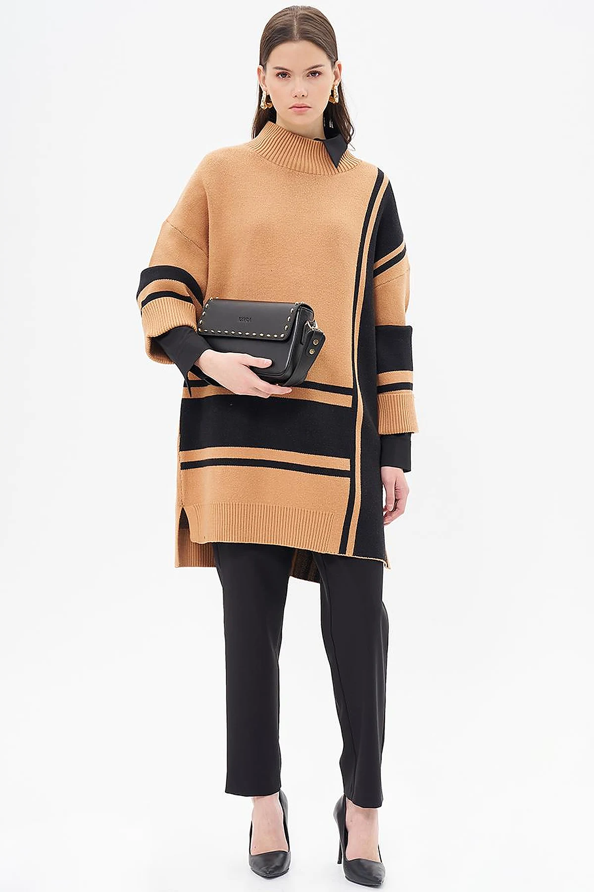 Stripe Pattern Knitwear Tunic Camel-Black