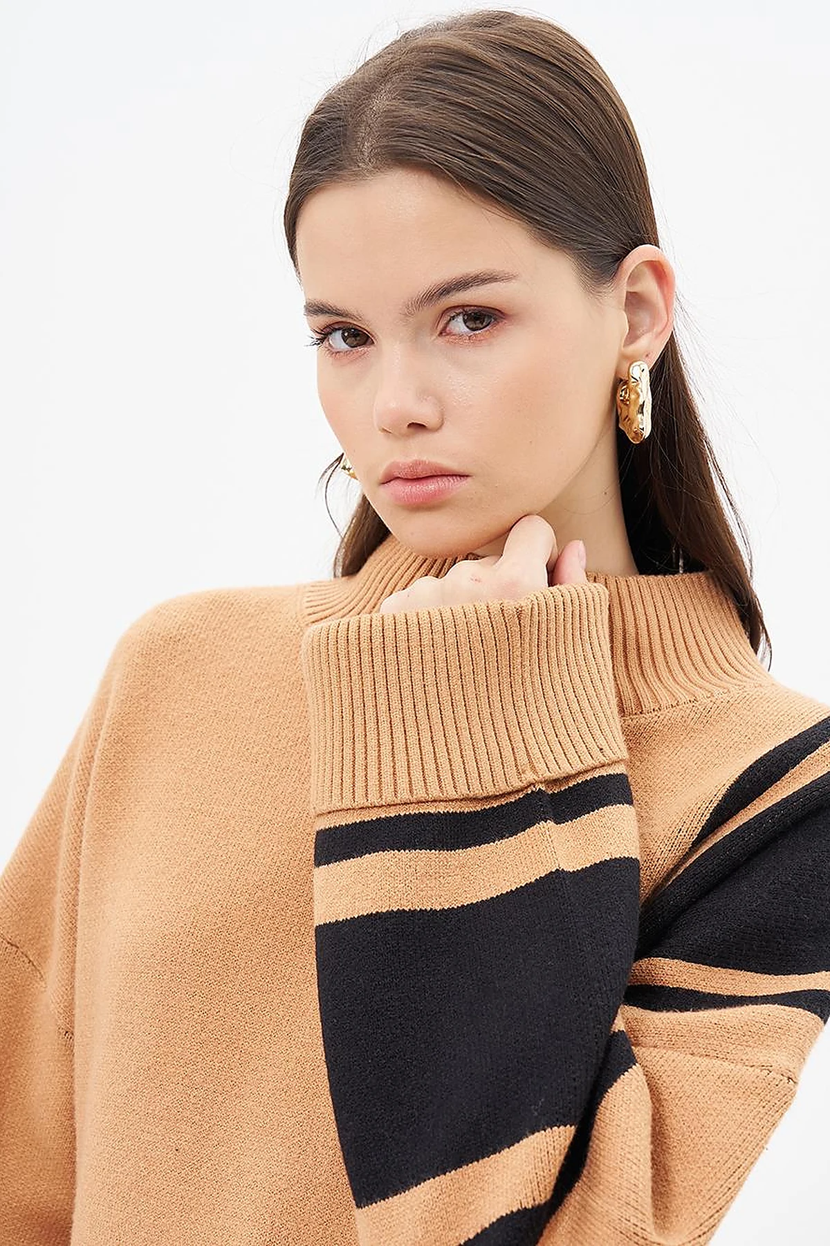 Stripe Pattern Knitwear Tunic Camel-Black