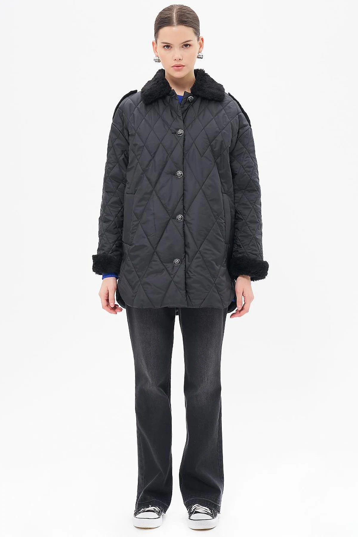 Epaulette Detailed Quilted Coat Black
