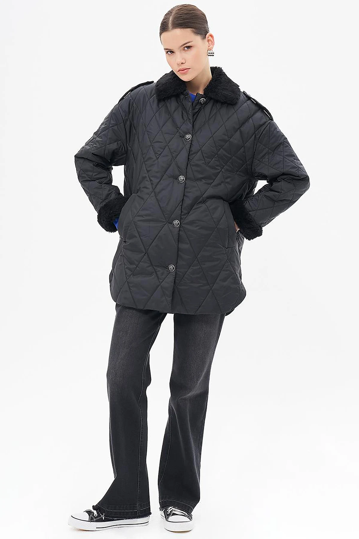 Epaulette Detailed Quilted Coat Black