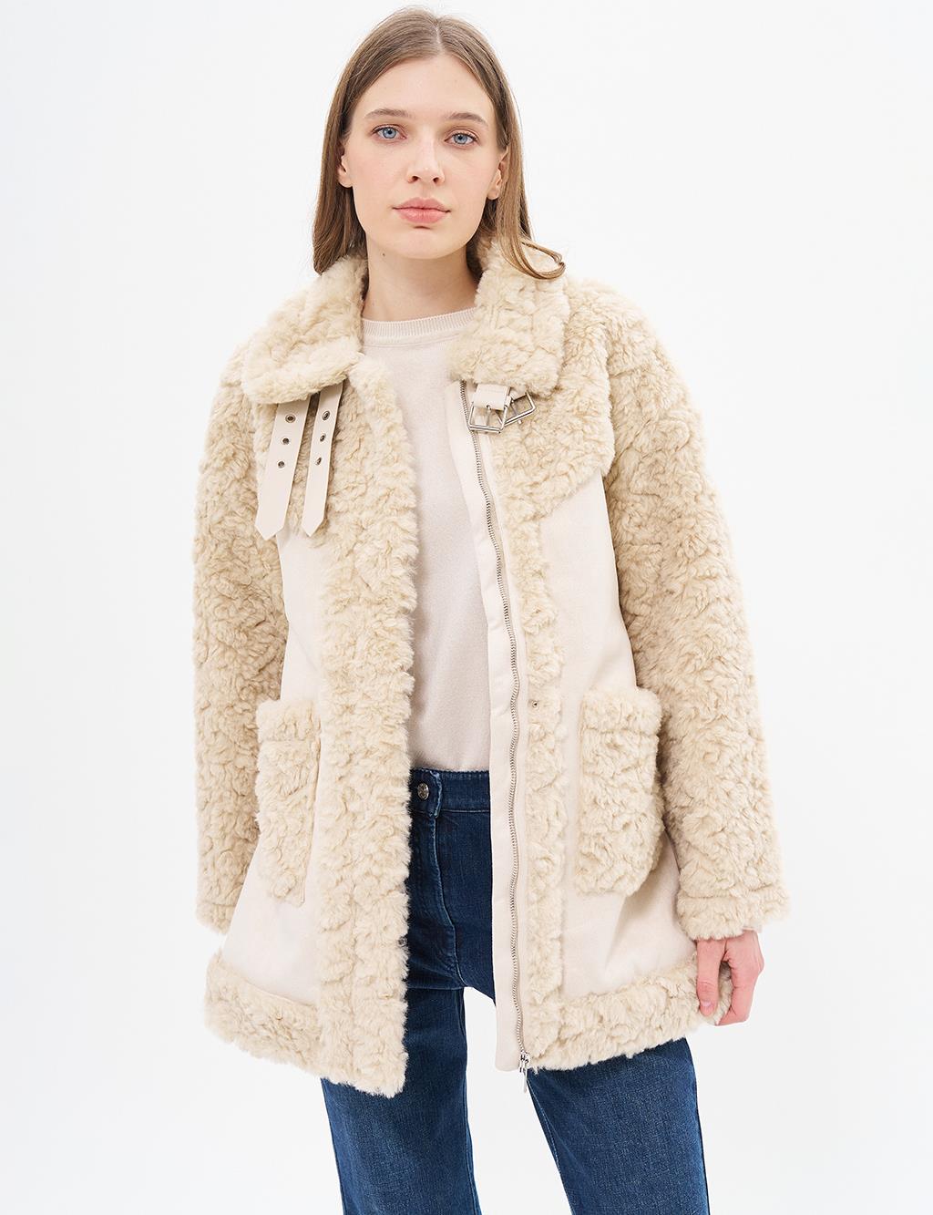 Stand-up Collar Bag Pocket Plush Coat Beige