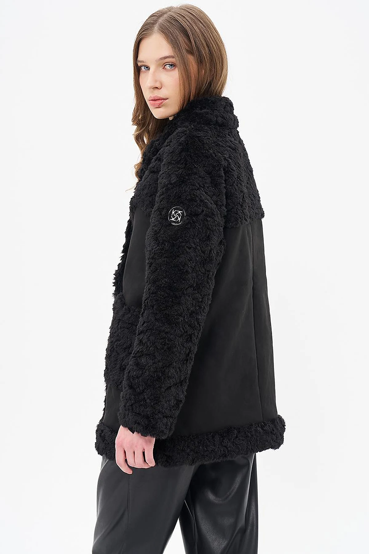 Stand-up Collar Bag Pocket Plush Coat Black