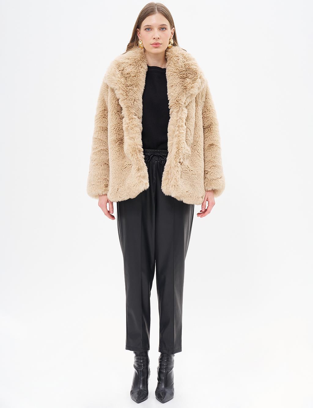 Wide Collar Fur Coat Beige