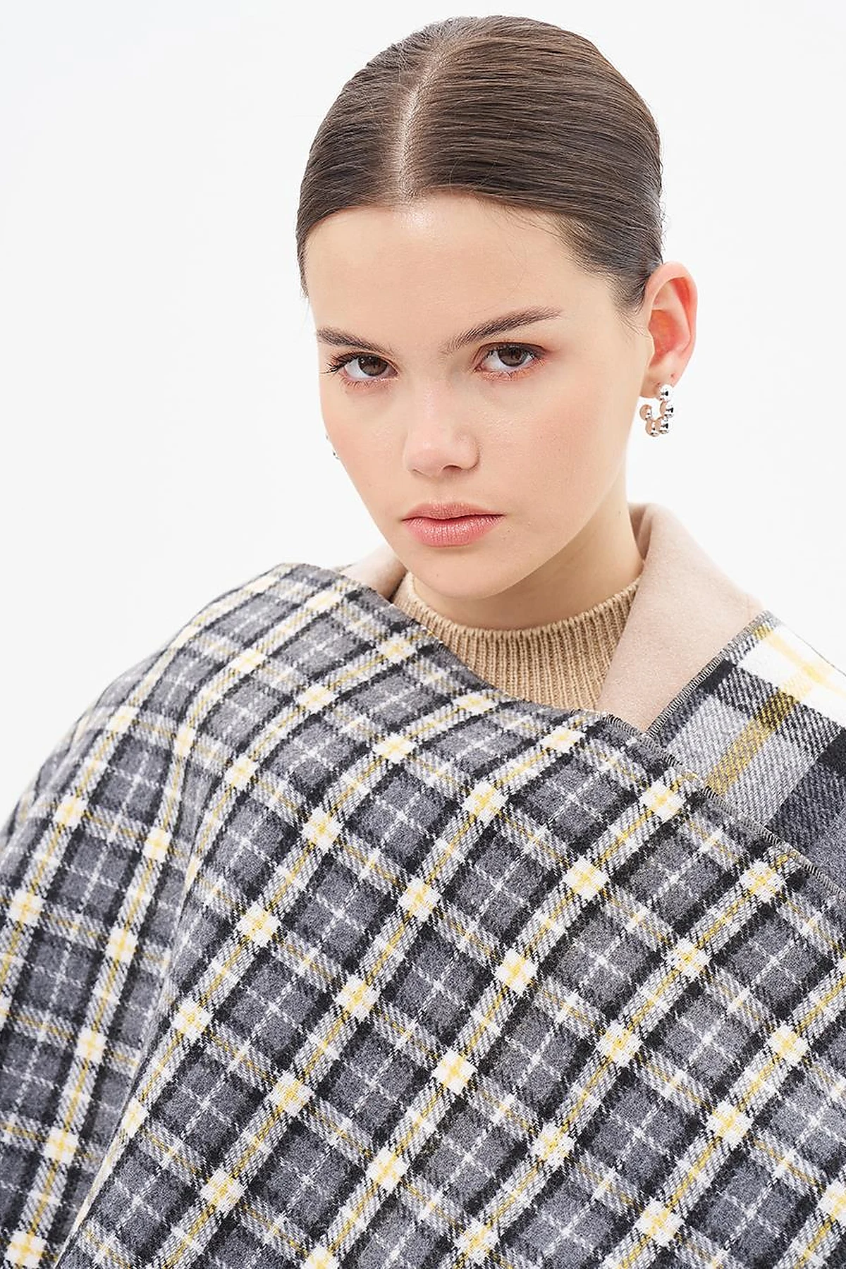 Reversible Checkered Scarf - Gray-Yellow
