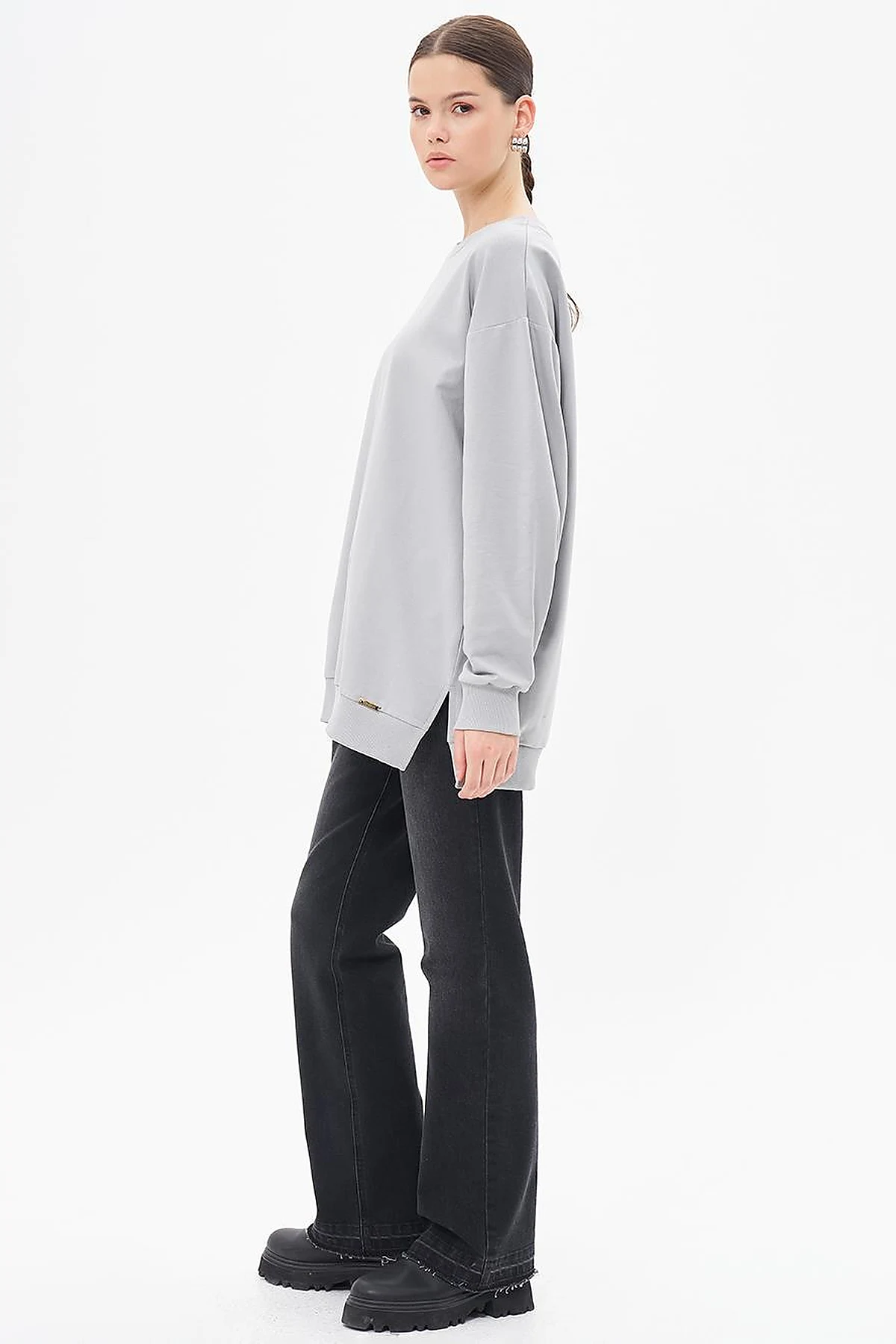 Crew Neck Drop-Shoulder Sweatshirt - Gray