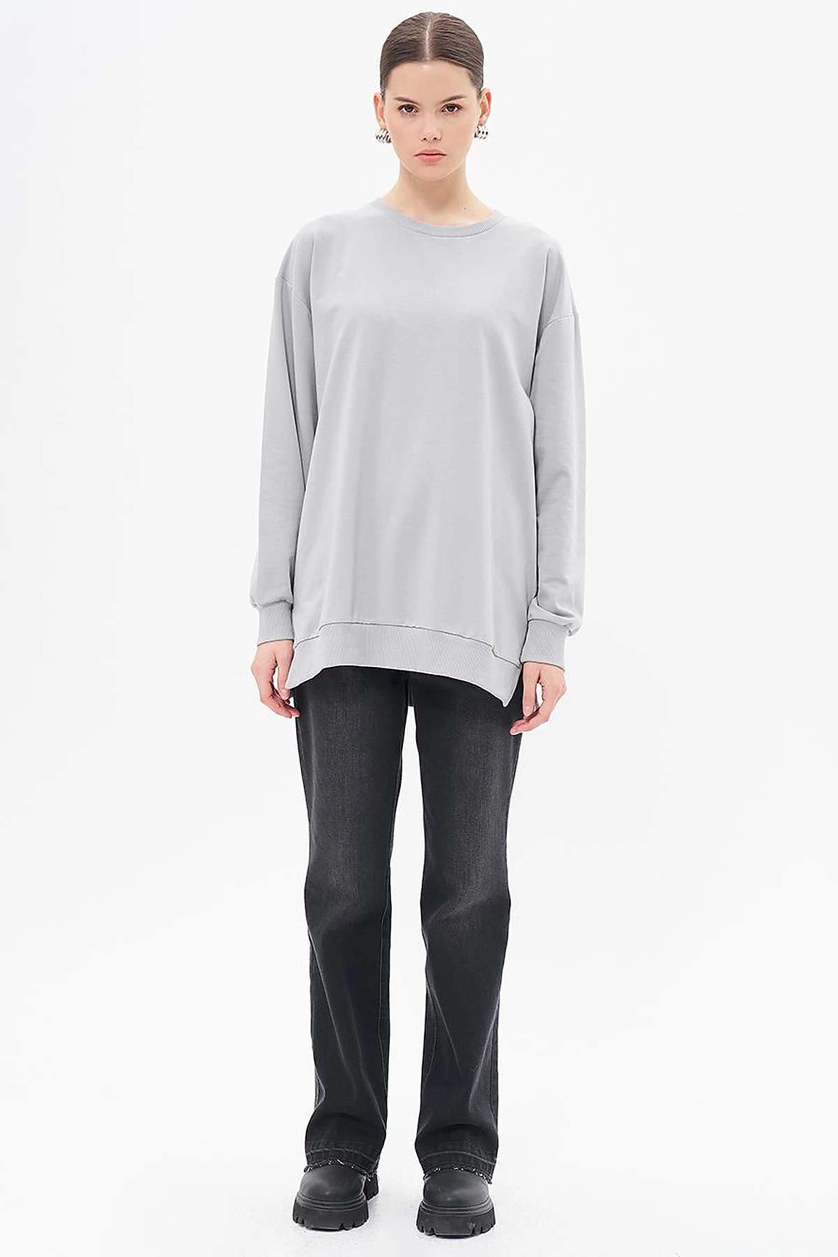 Crew Neck Drop-Shoulder Sweatshirt - Gray