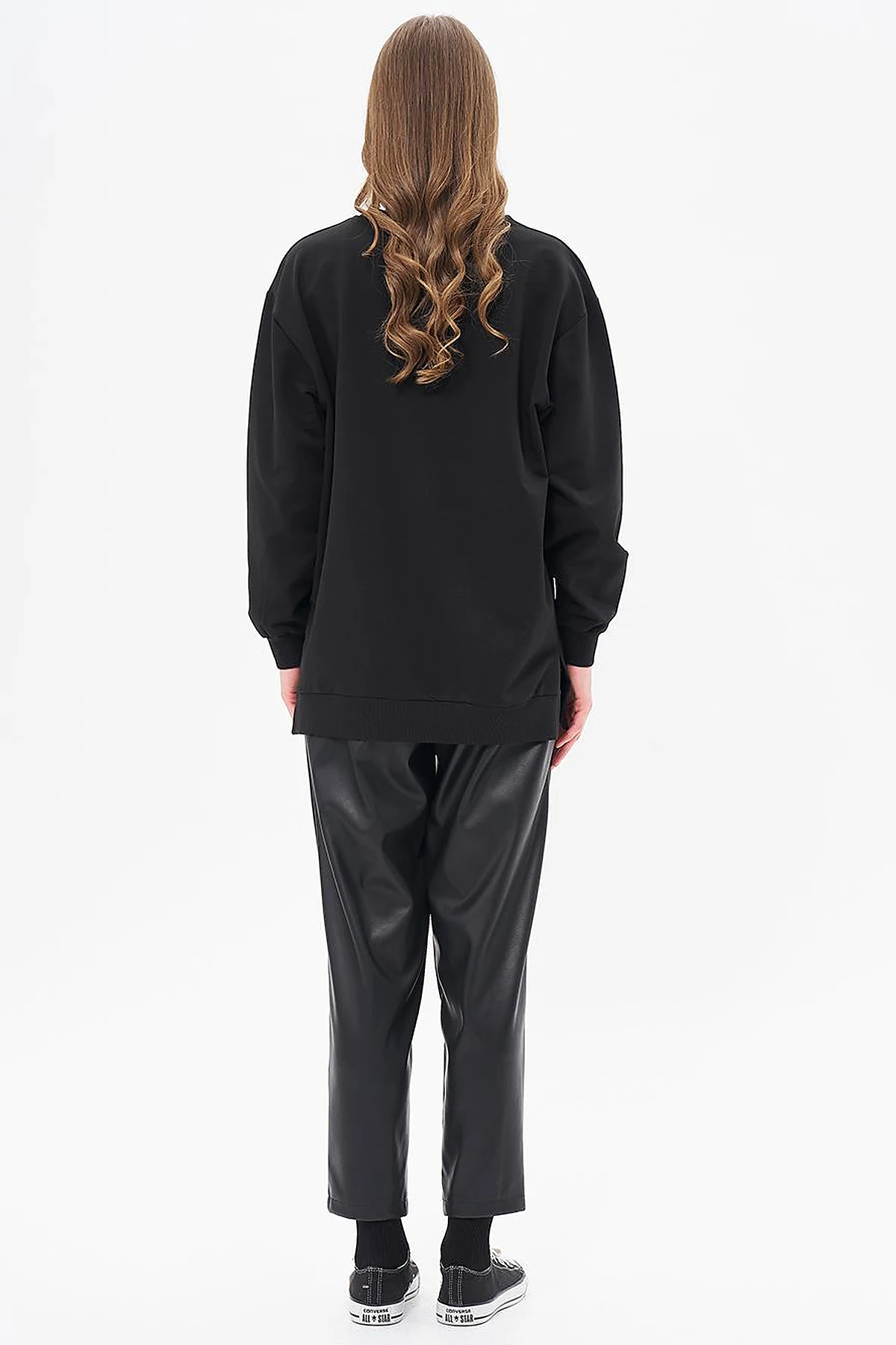 Crew Neck Drop-Shoulder Sweatshirt - Black