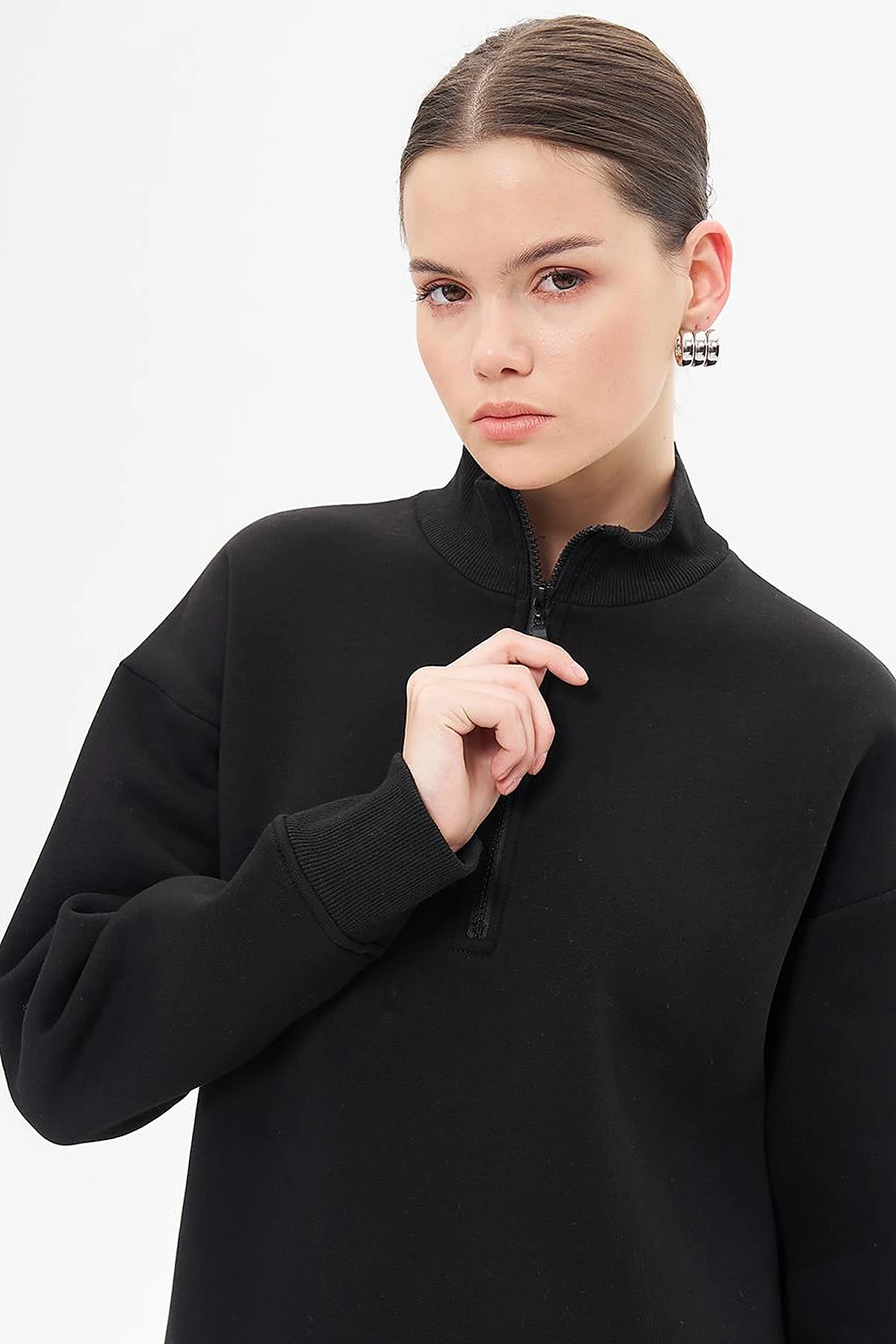 Drop-Shoulder Zip-Up Sweatshirt - Black