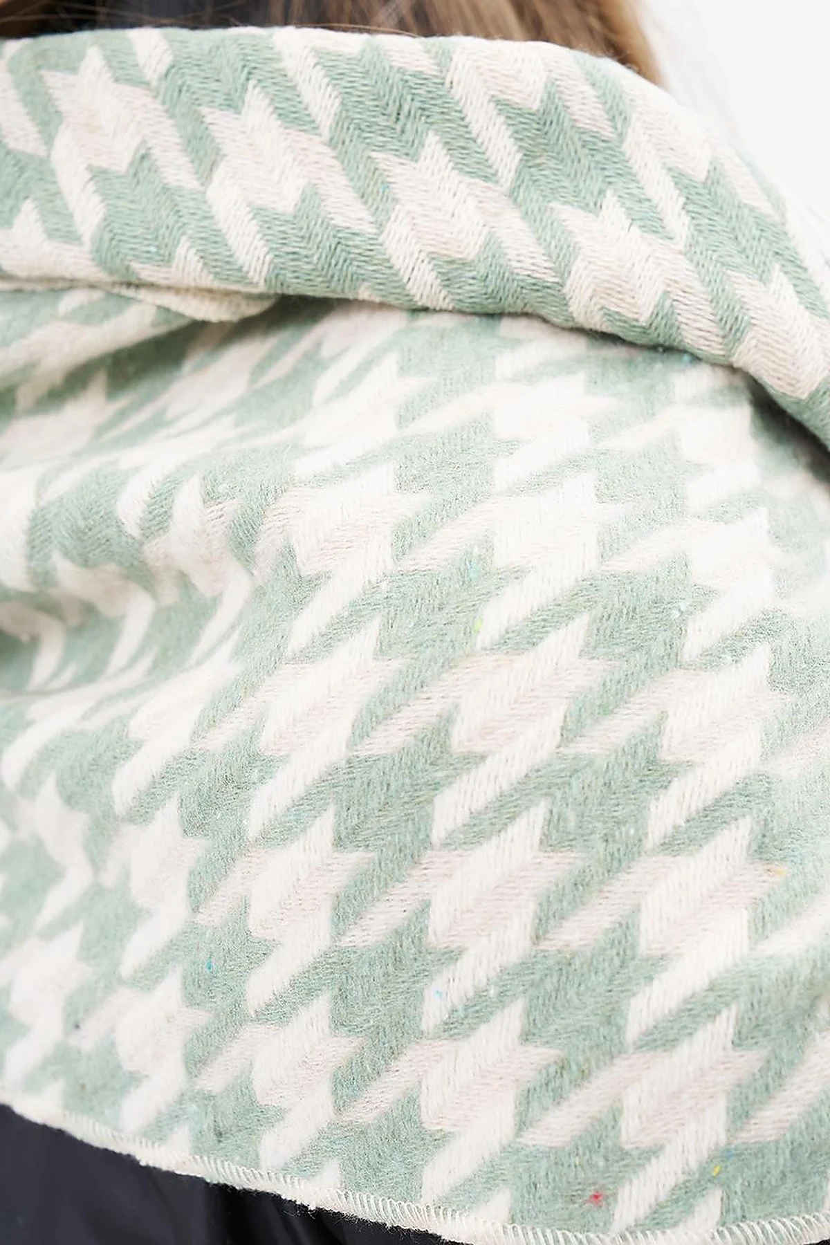 Houndstooth Patterned Scarf - Mint-Ecru
