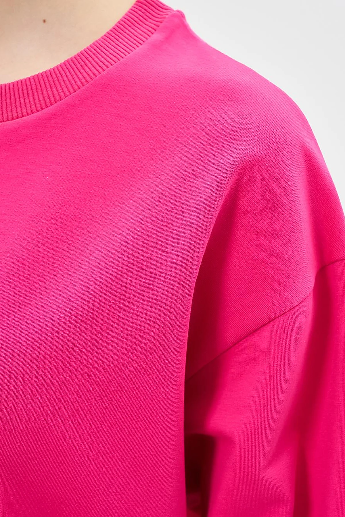 Crew Neck Drop-Shoulder Sweatshirt - Fuchsia