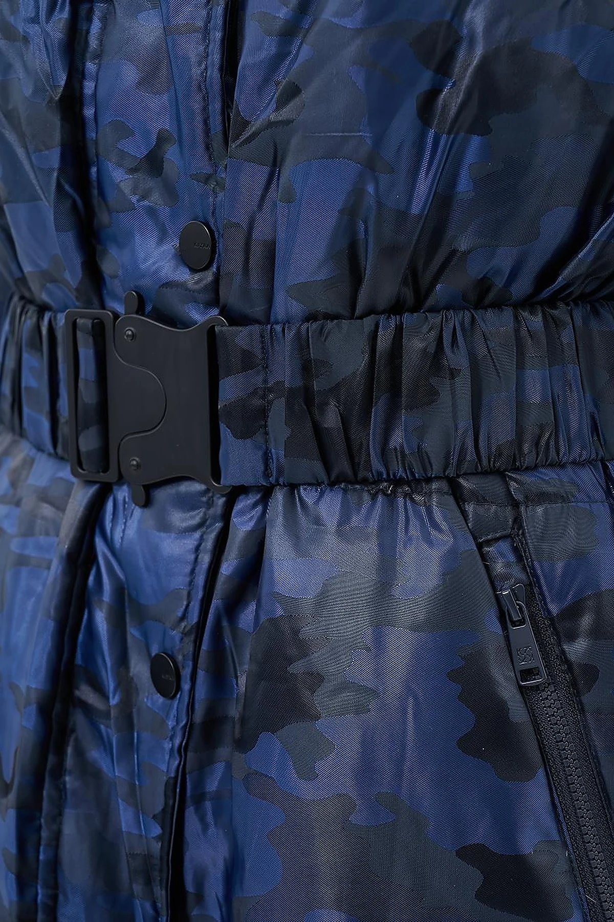 Camouflage Pattern Duck Down Coat in Navy Blue