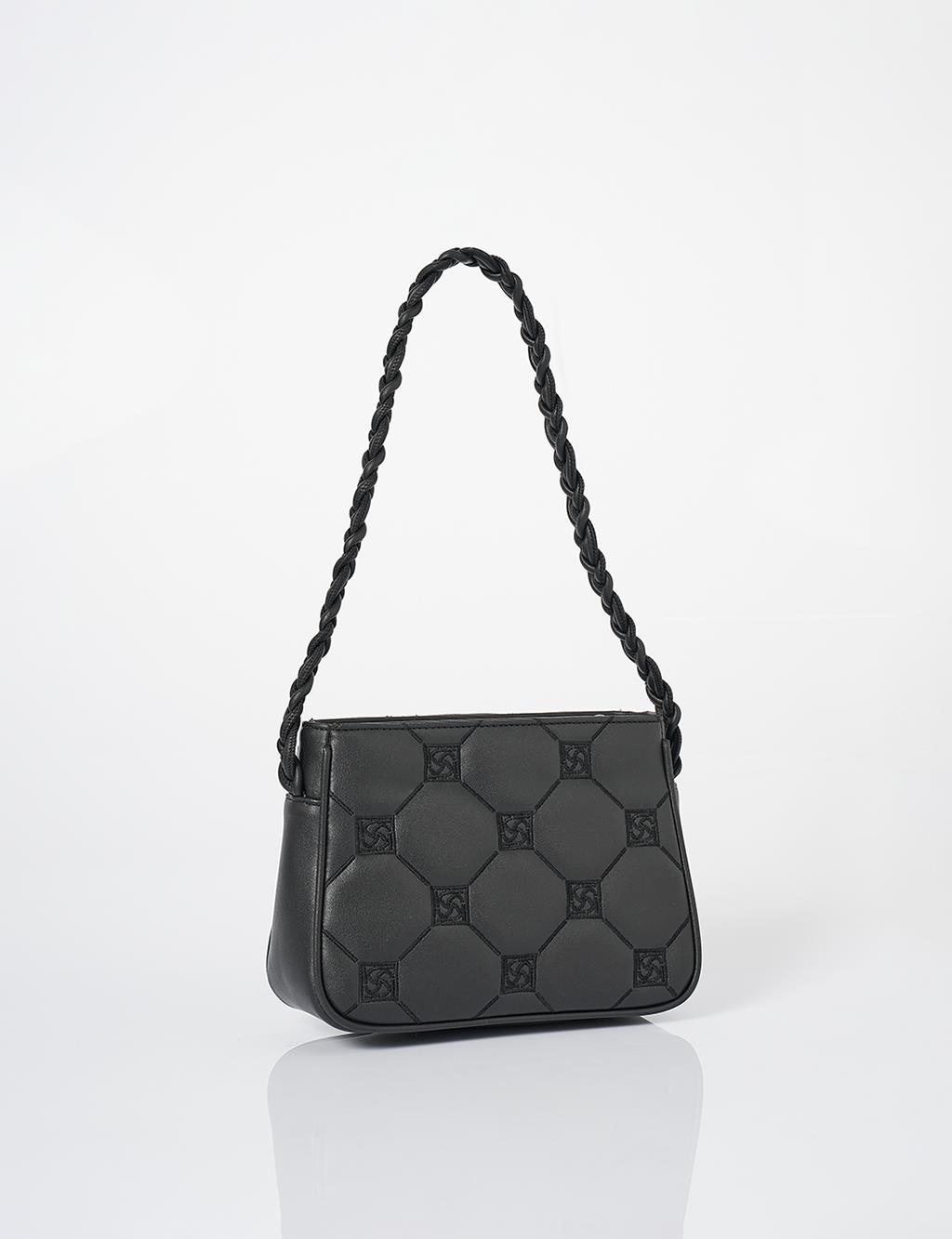 K Logo Shoulder Bag Black