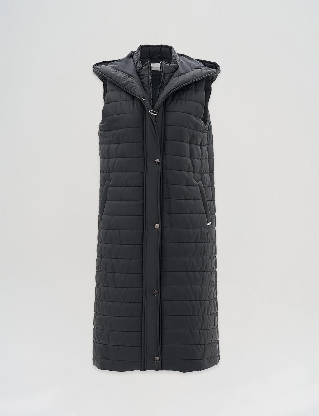 Hooded Vest Black