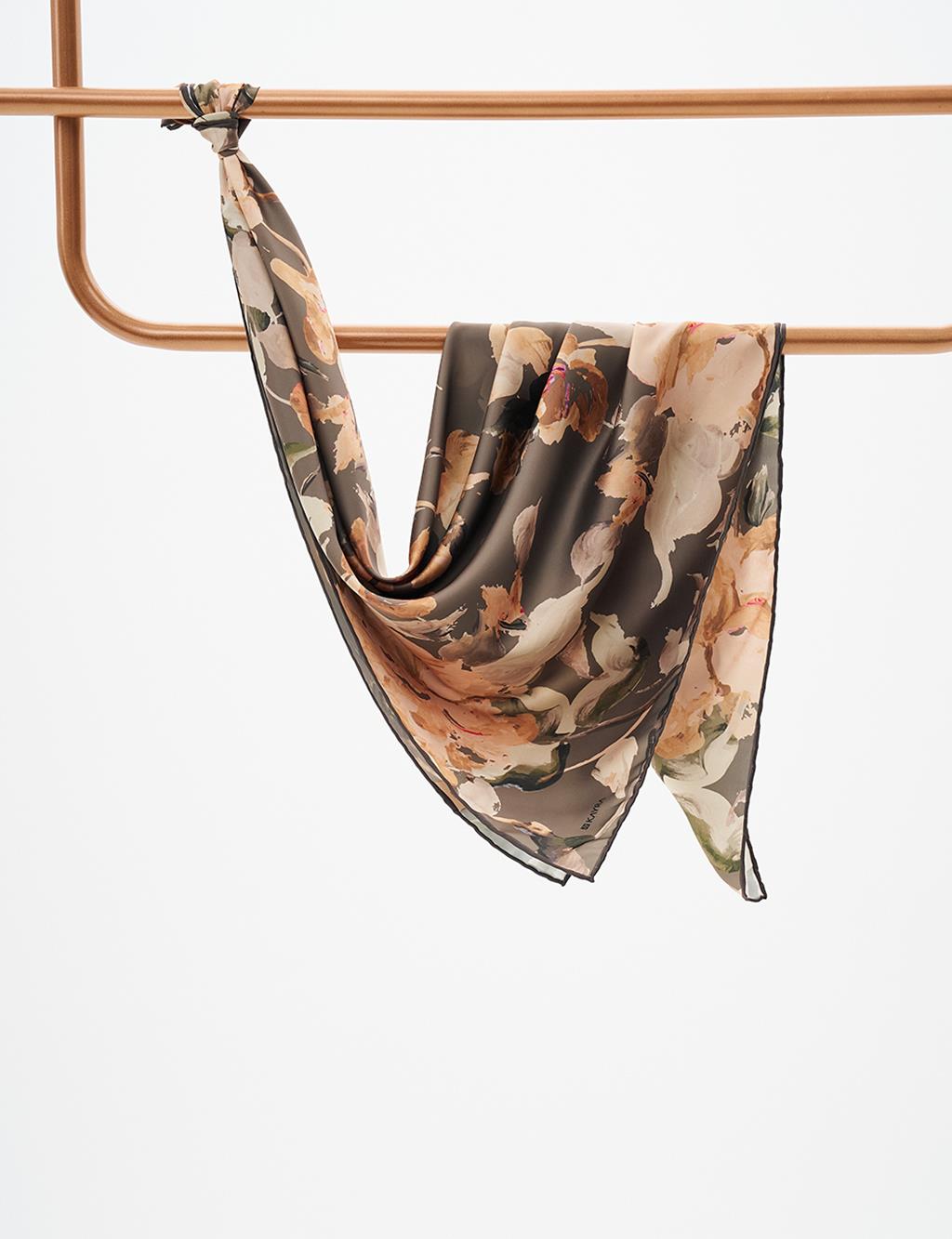 Floral Patterned Scarf Olive