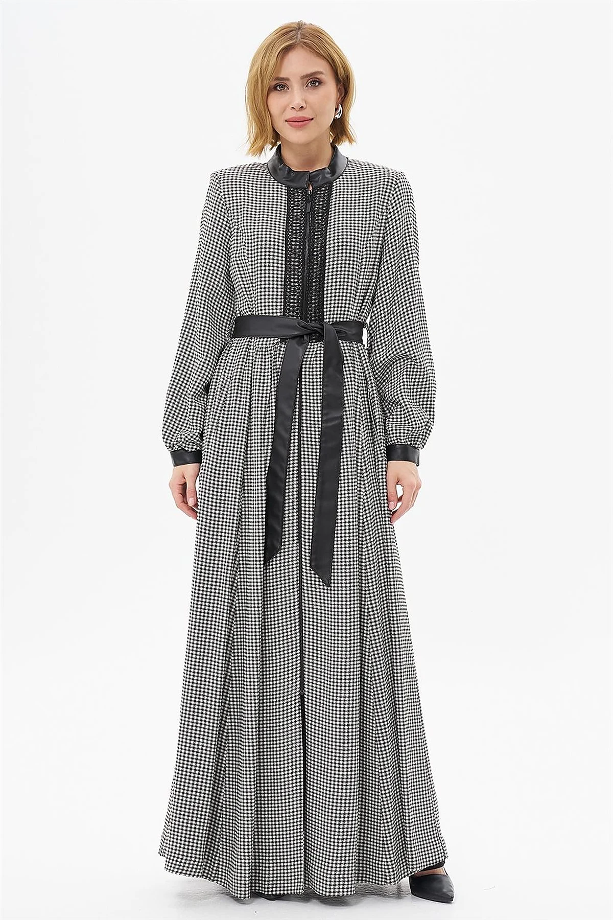 Lace Detailed Houndstooth Patterned Coat Black-Optic White