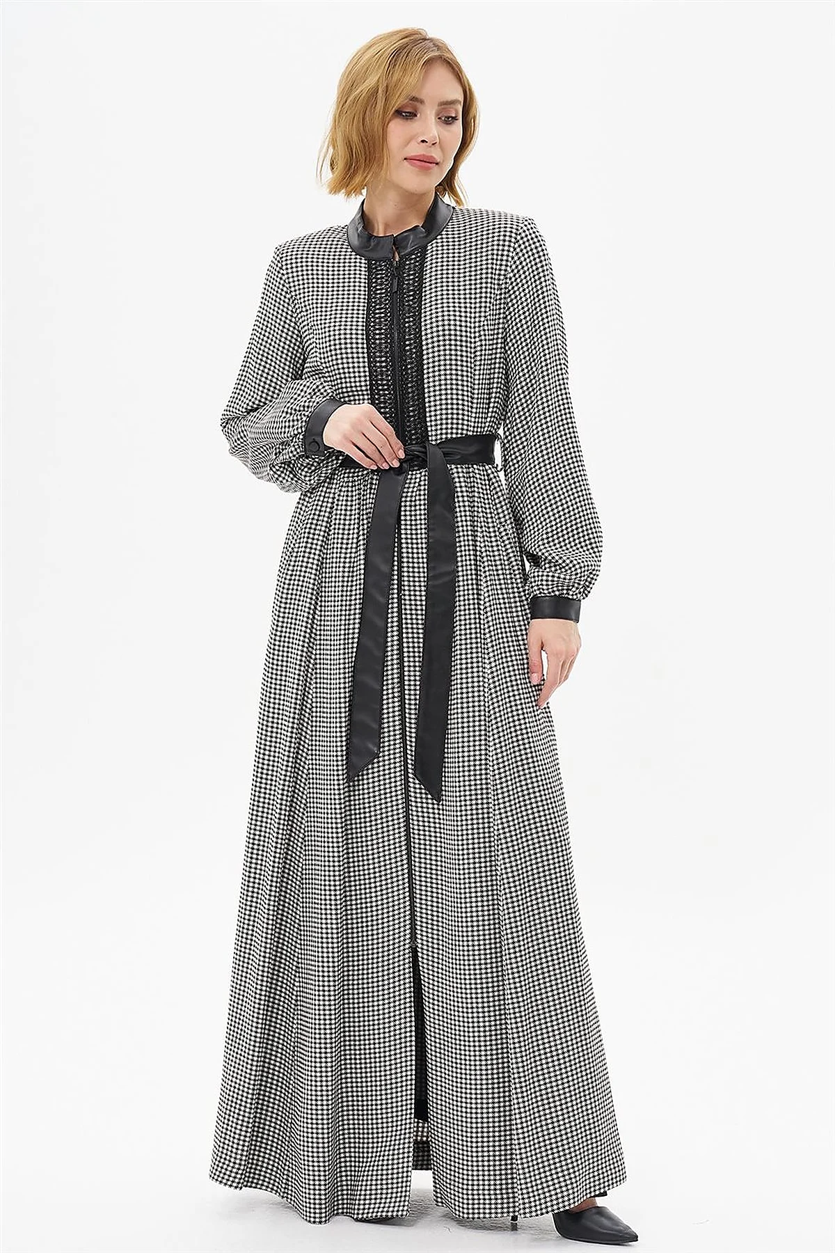 Lace Detailed Houndstooth Patterned Coat Black-Optic White
