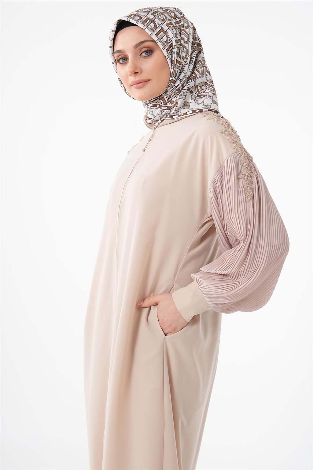 Shoulders Stoned Pleated Wear-Go Sand Beige