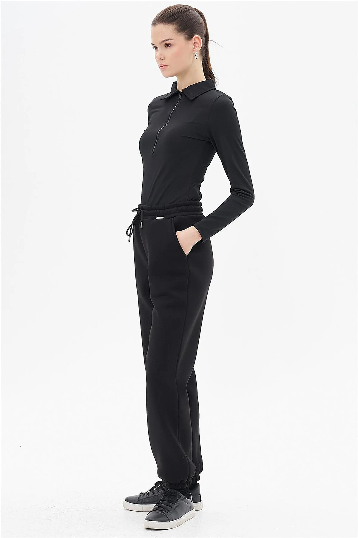 Elastic Waist Jogger Pants Black
