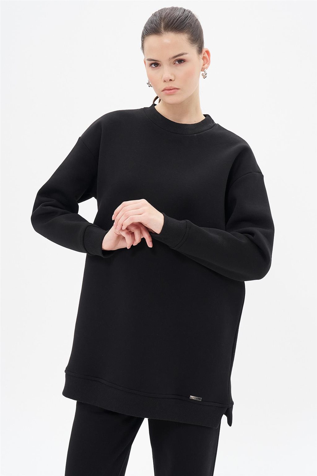 Low Shoulder Sweatshirt Black