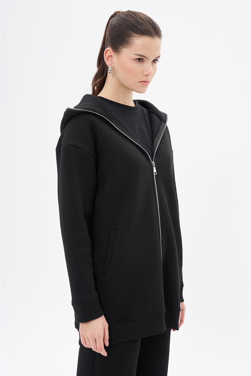 Pocket Detailed Sweatshirt Black