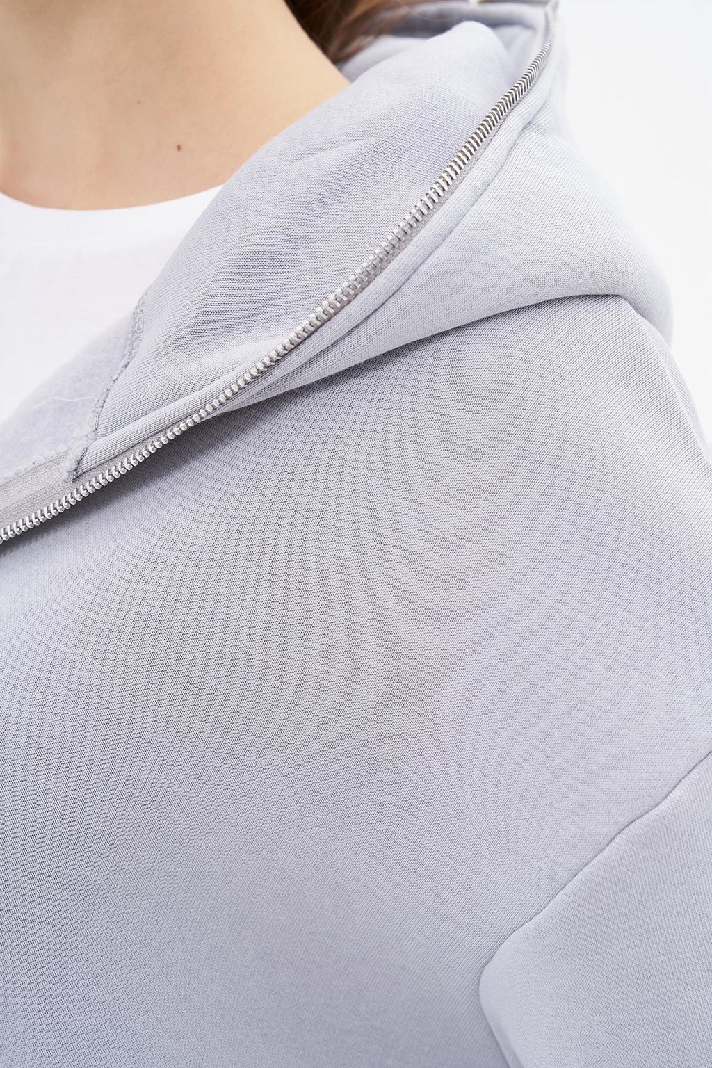 Pocket Detailed Sweatshirt Gray