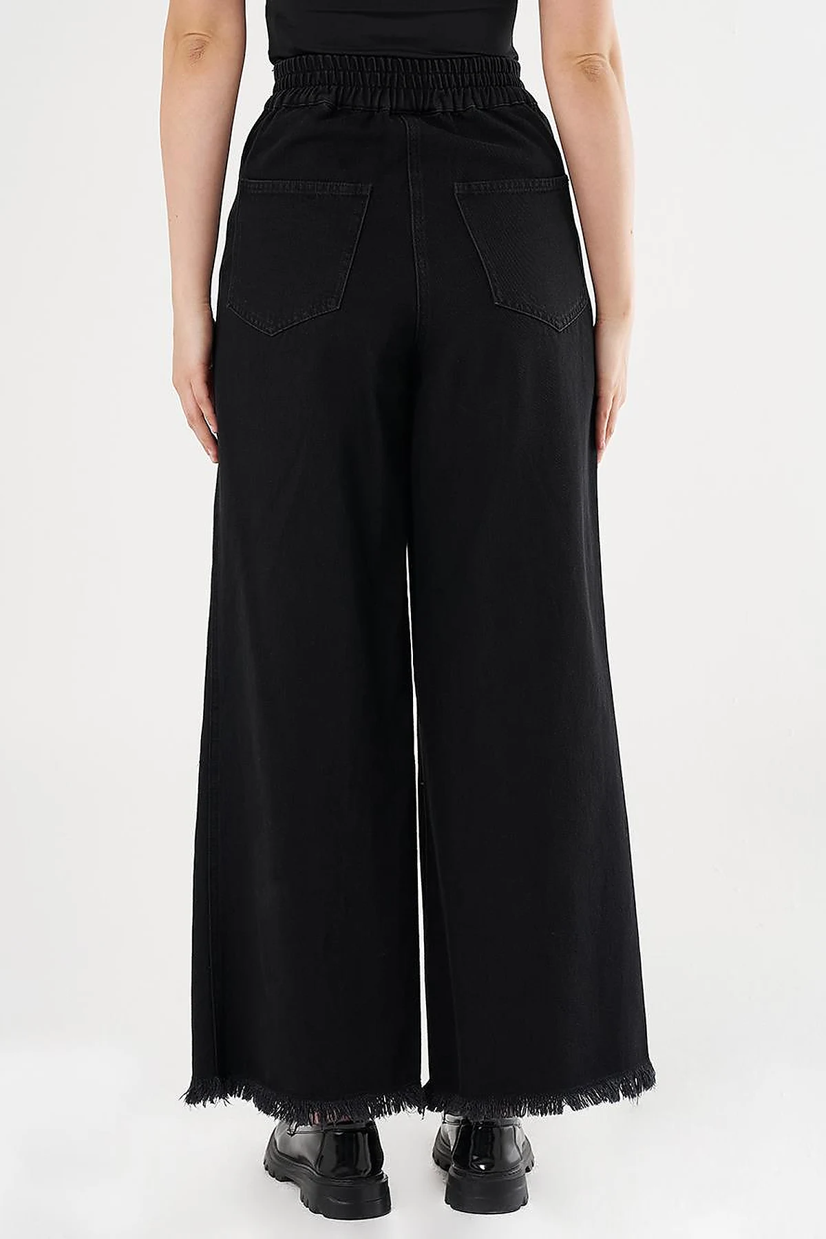Marine Fit Denim Pants Black