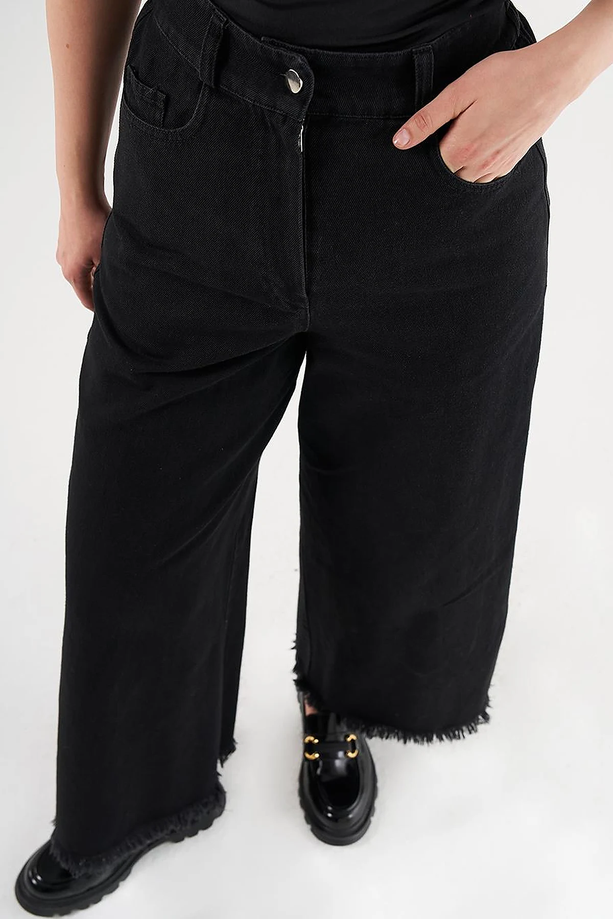 Marine Fit Denim Pants Black