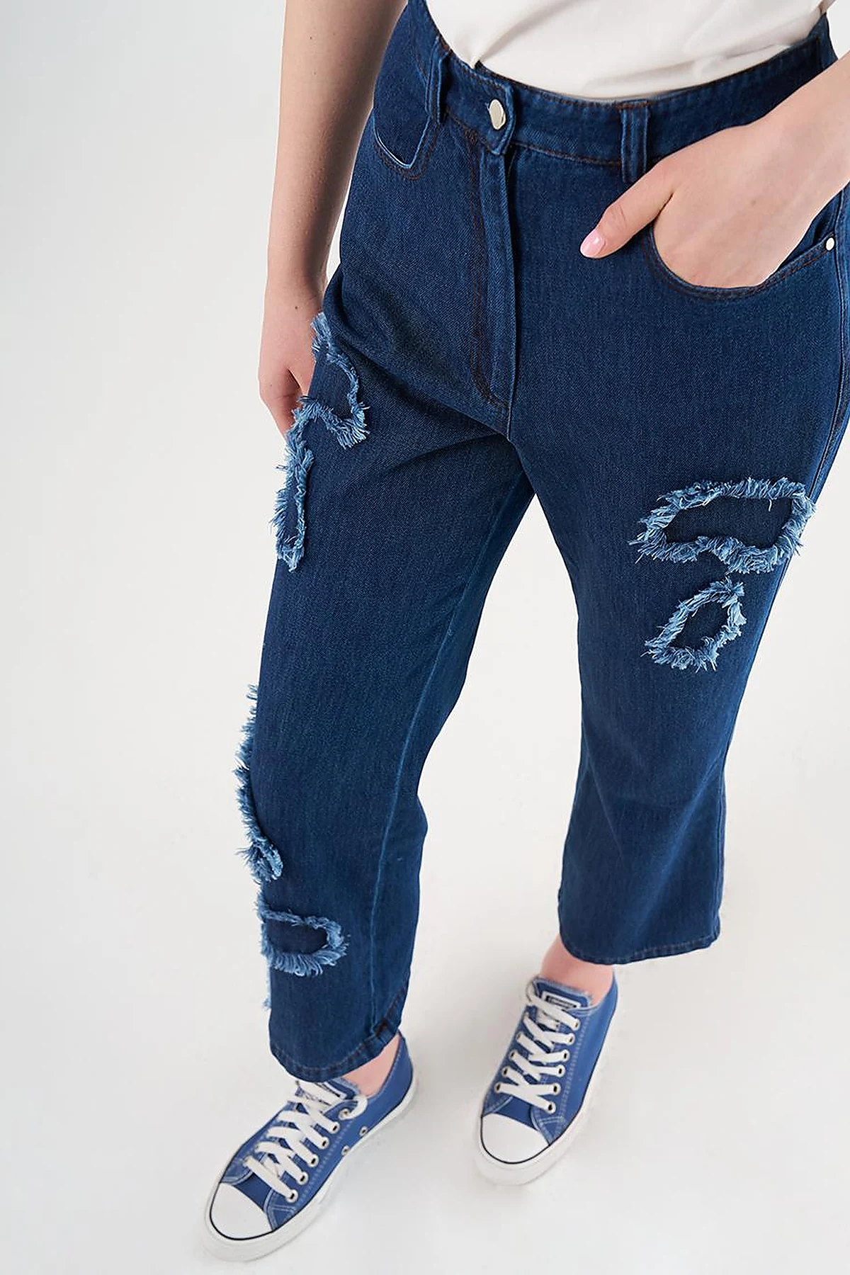 Appliqué Denim Pants Navy Blue