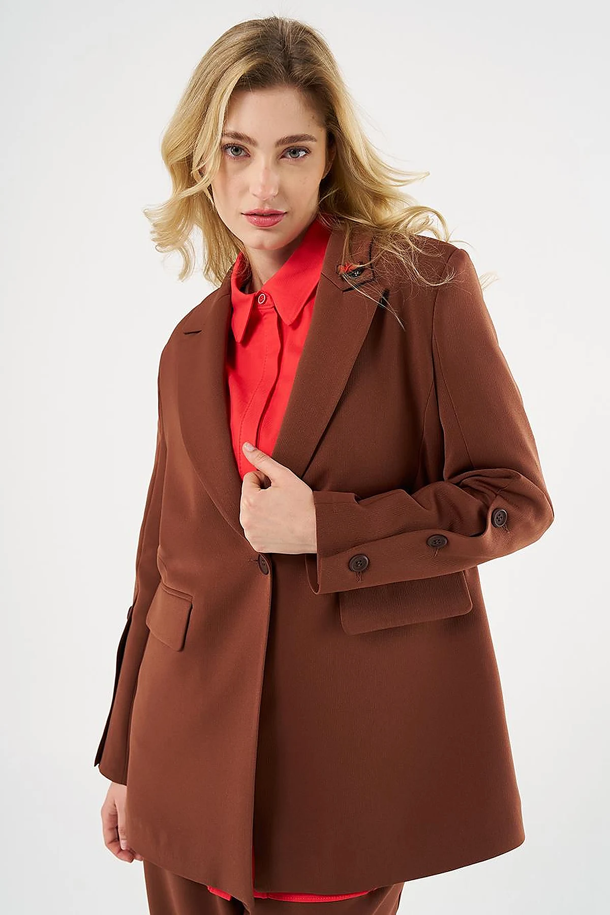 Buttoned Two-Piece Set Brown