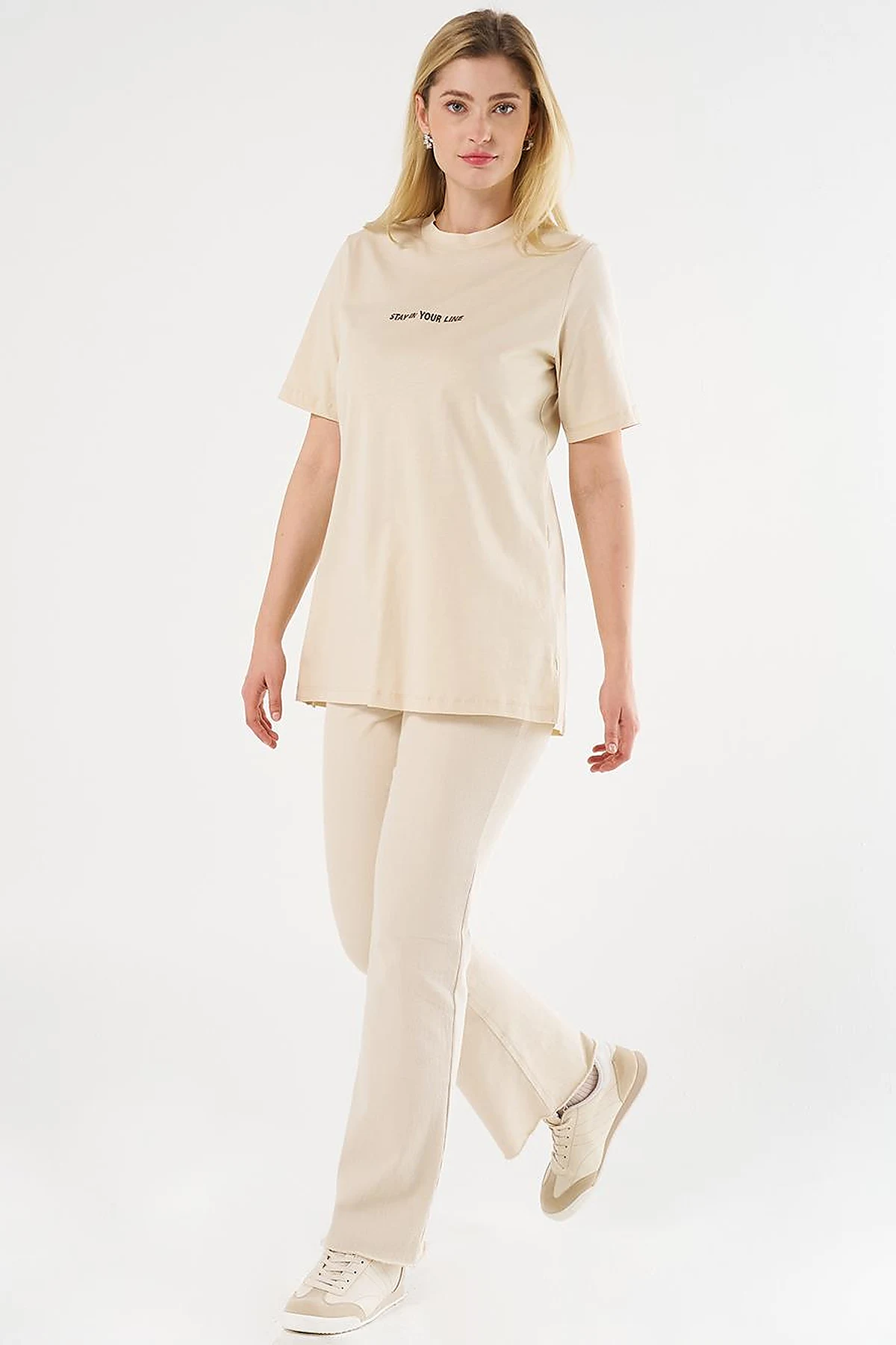 Slogan Embroidered T-shirt Cream