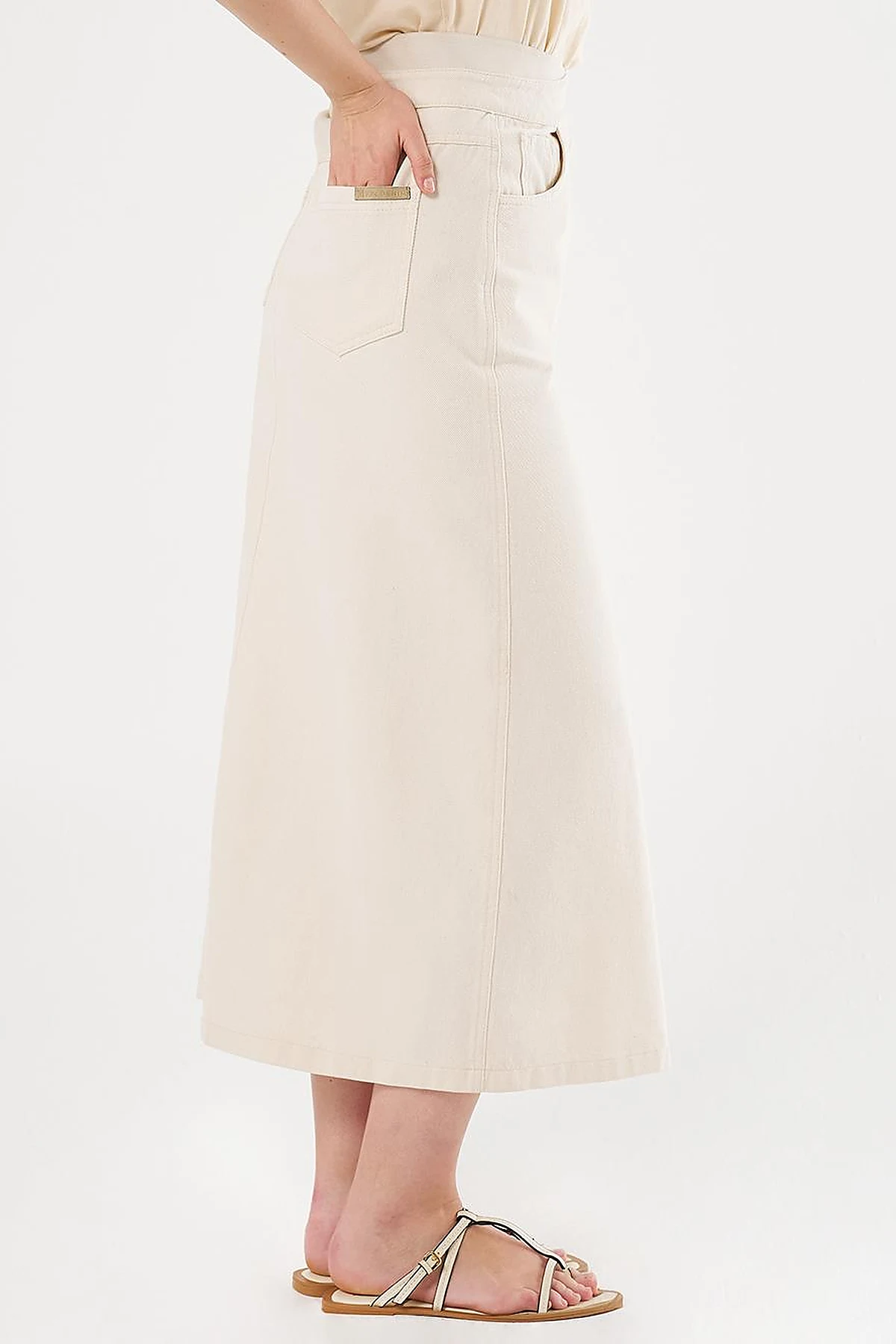 High-Waisted Canvas Skirt Cream
