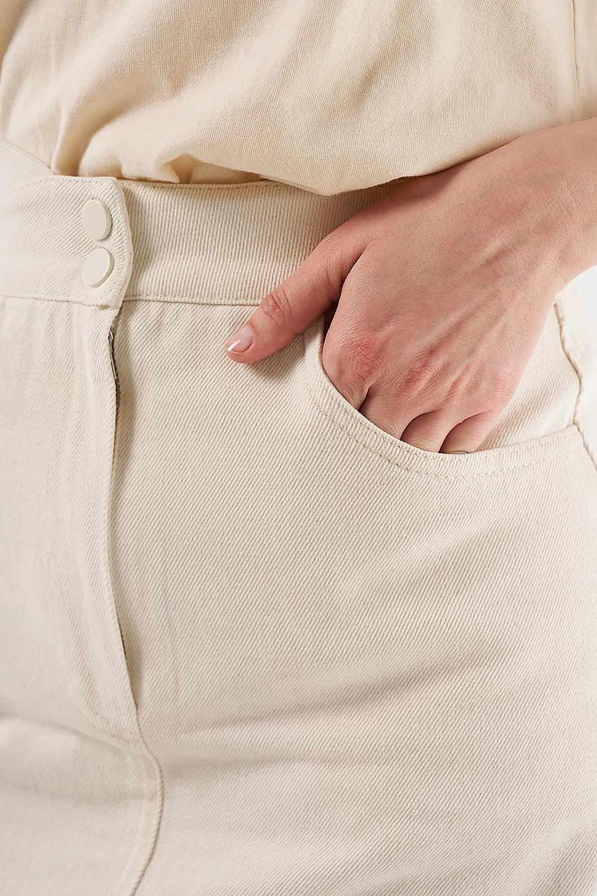 High-Waisted Canvas Skirt Cream