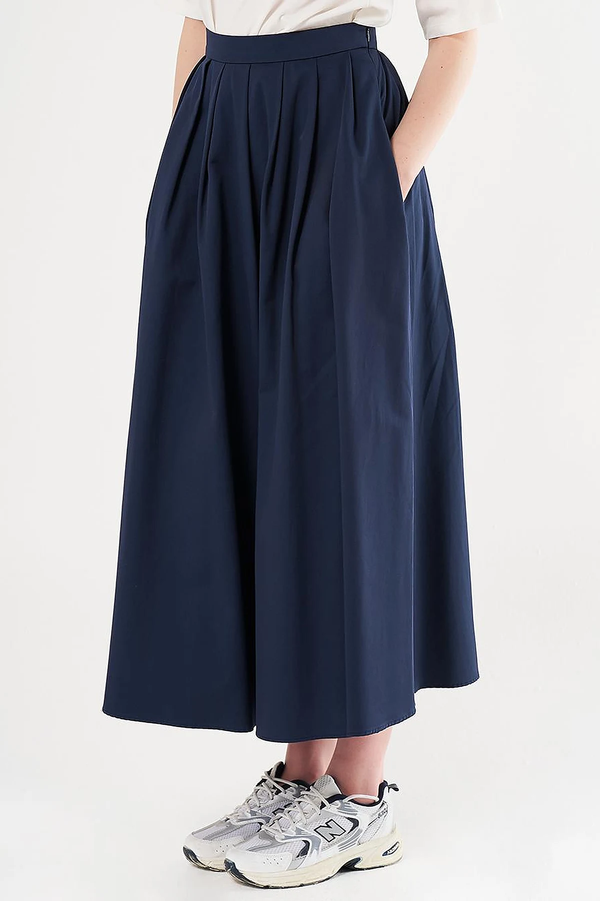  High-Waisted Pleated Skirt Dark Navy