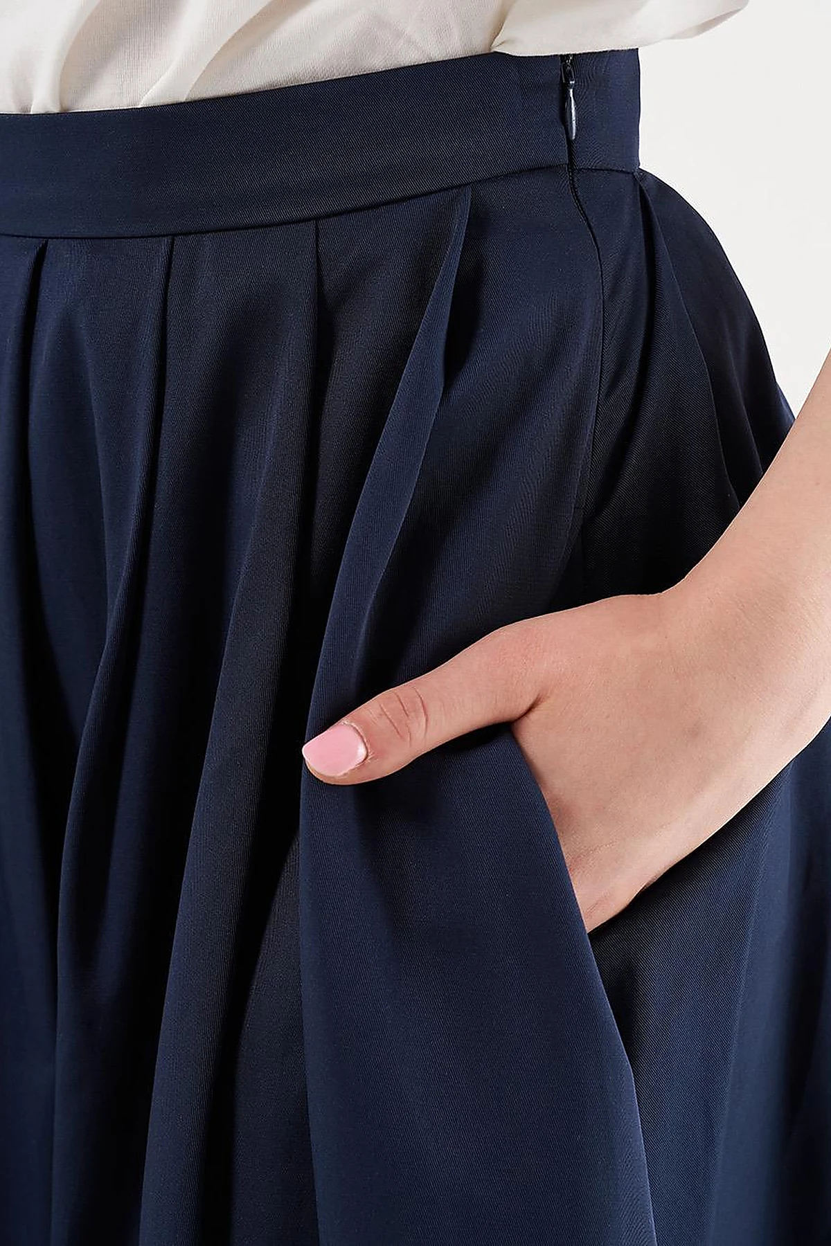  High-Waisted Pleated Skirt Dark Navy