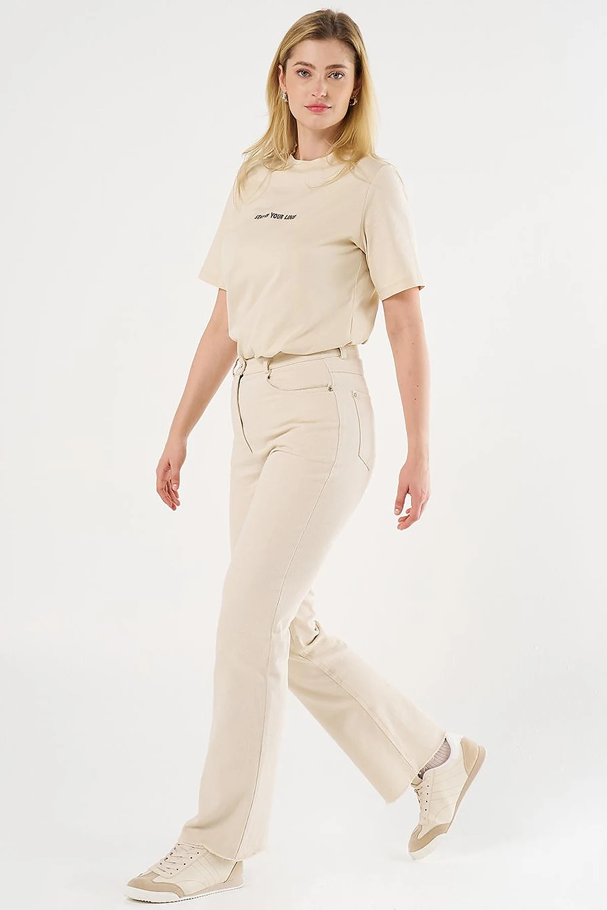High-Waist Straight Denim Pants Cream