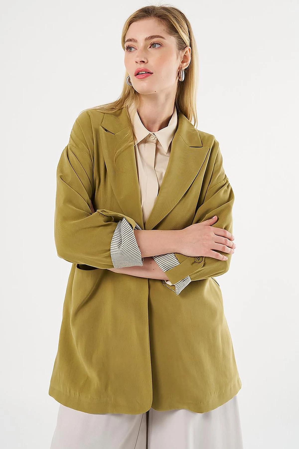 Foldable Cuffs Buttoned Jacket Khaki