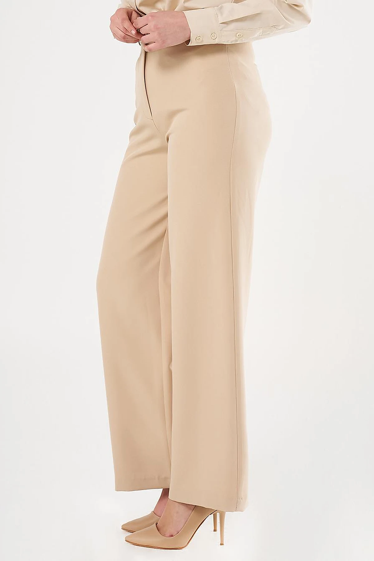 High-Waist Basic Pants Beige 