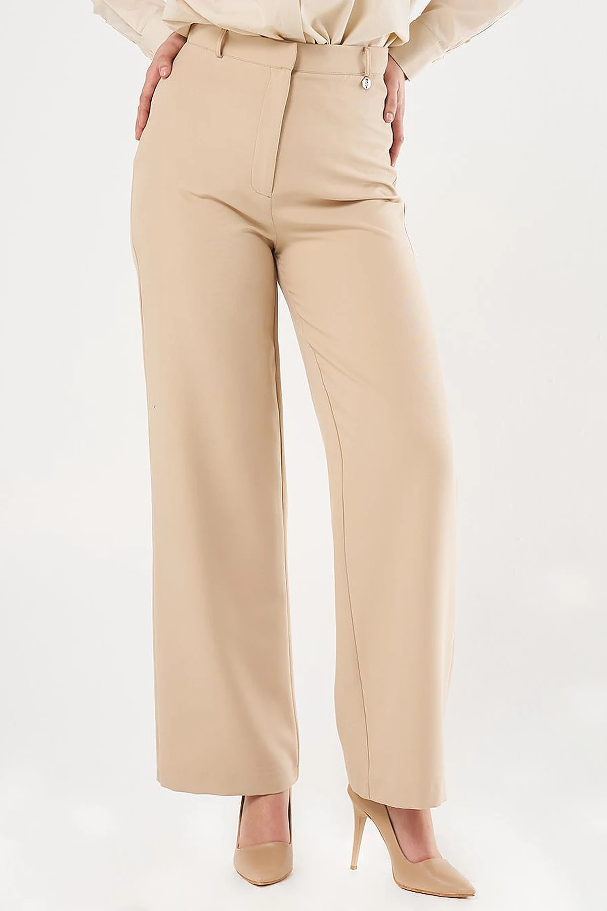 High-Waist Basic Pants Beige 