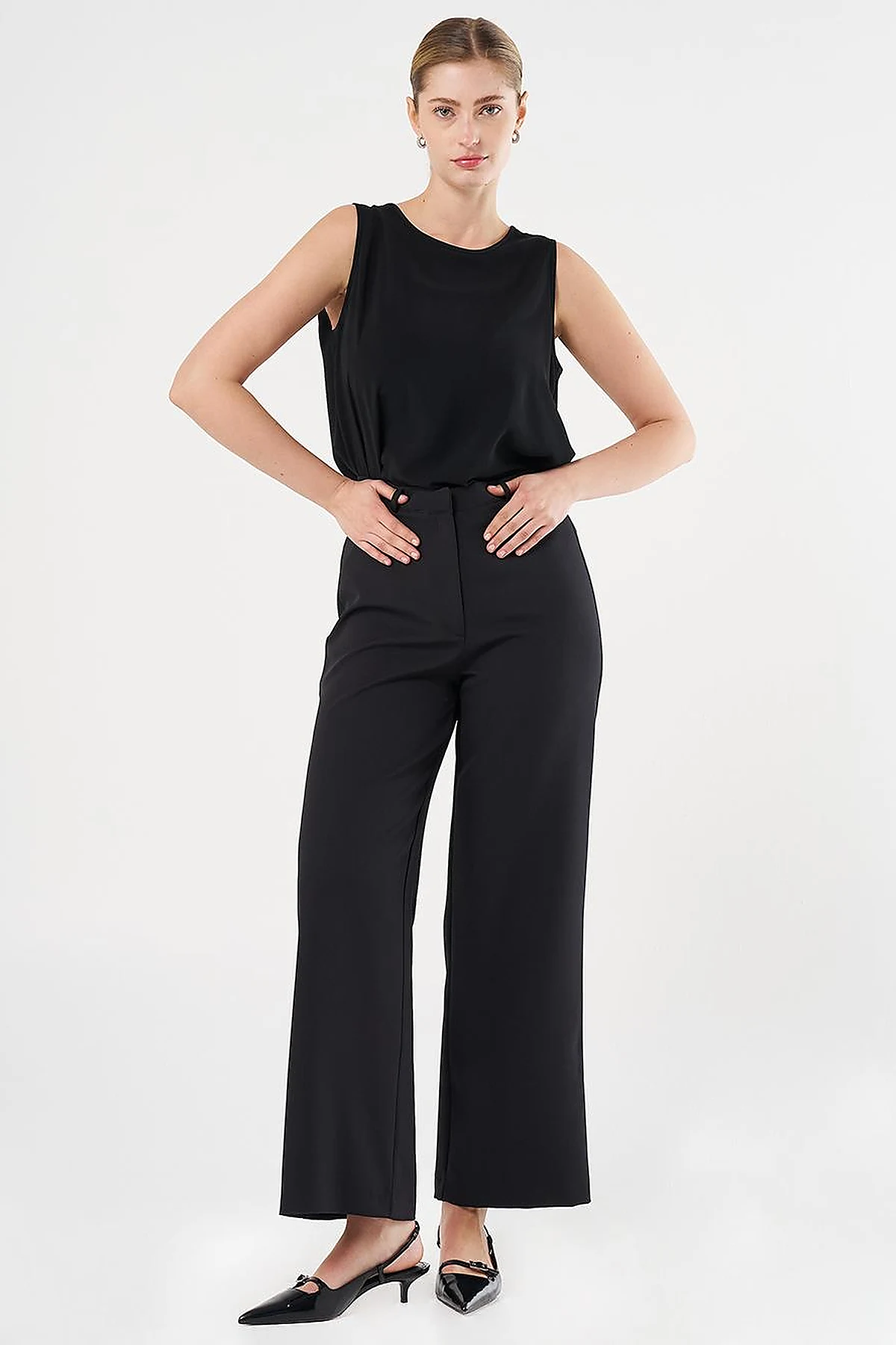 High-Waist Basic Pants Black