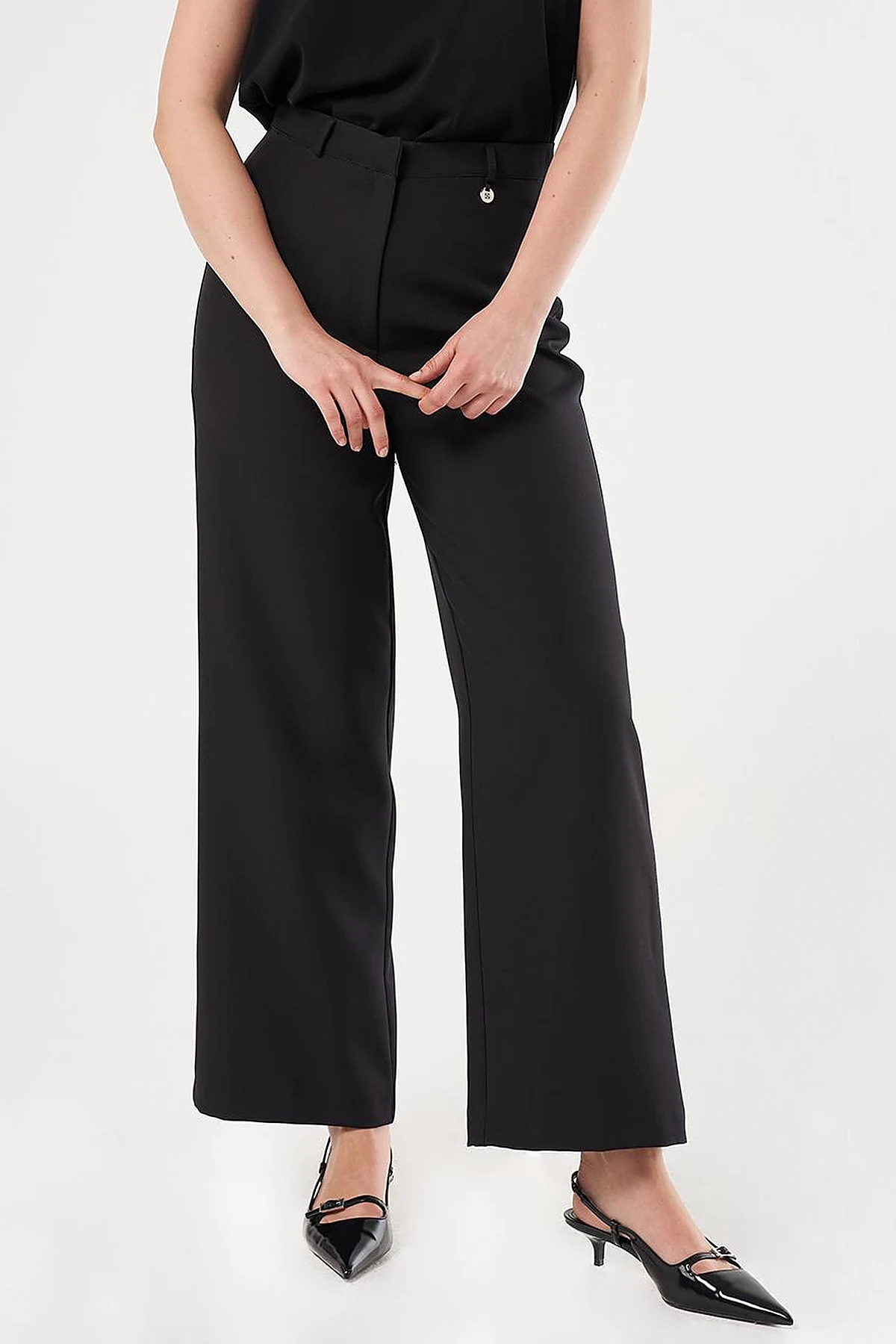 High-Waist Basic Pants Black