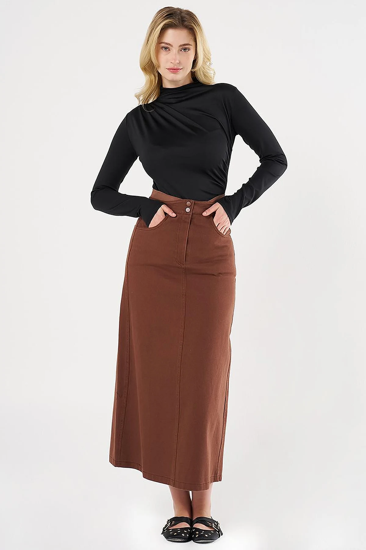 High-Waisted Canvas Skirt Brown