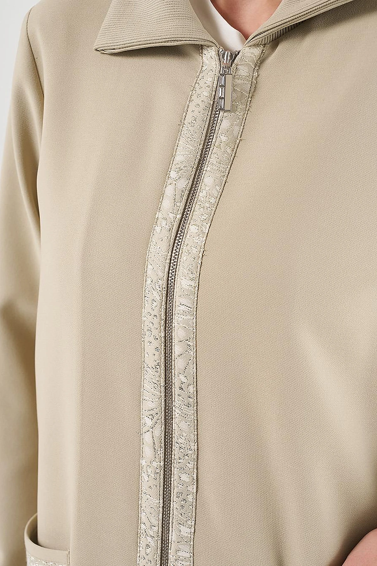 Jacquard-Trimmed Zippered Jacket Moss Green